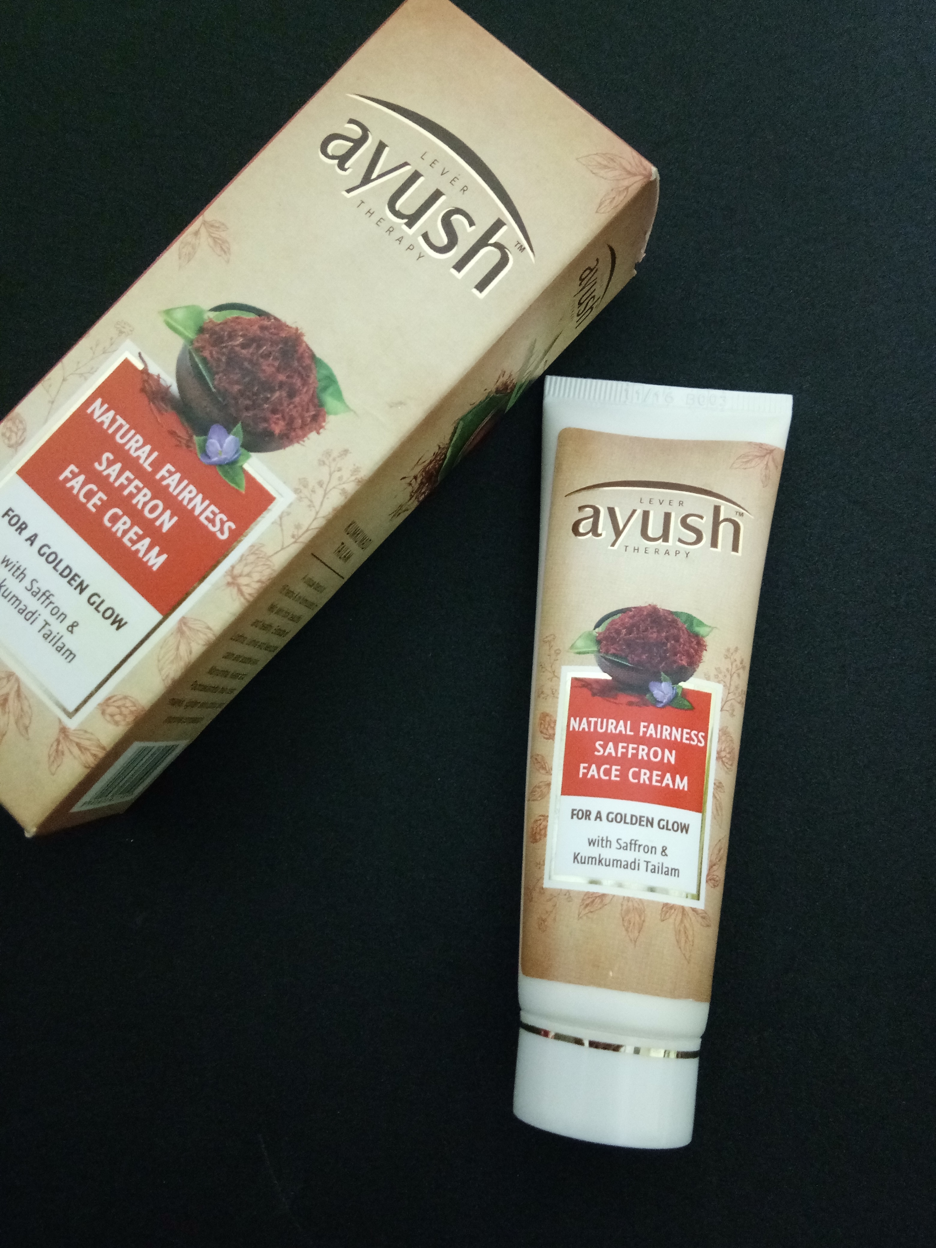 Lever Ayush Natural Fairness Saffron Face Cream makeupadda